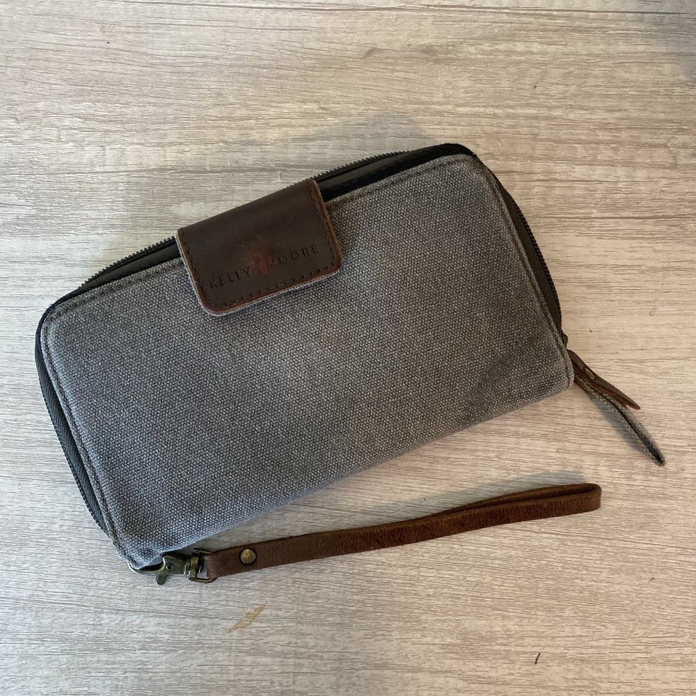 Kelly Moore Wallet Wristlet